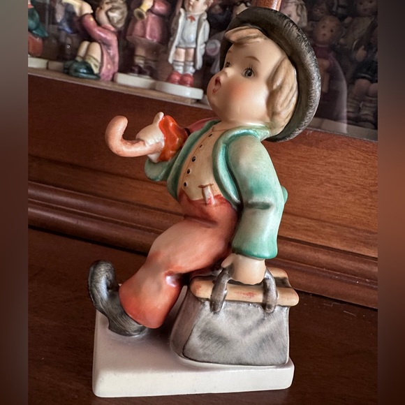 🧡TM5 ‘Merry Wanderer’ Hummel Goebel #11/0 - Picture 3 of 8